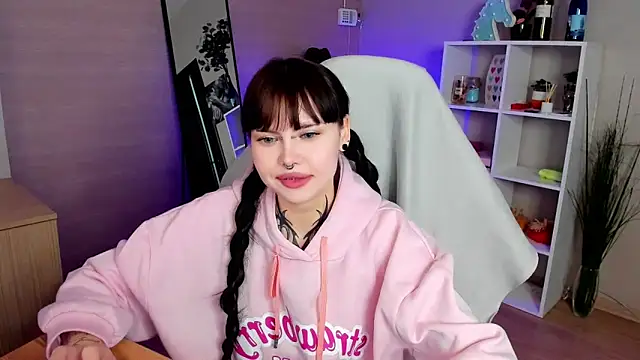 Morana Batt online show from October 11, 2:16 am