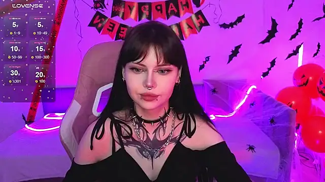 Morana Batt online show from October 28, 2:28 am