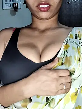 Savita2310 online show from December 15, 6:02 pm