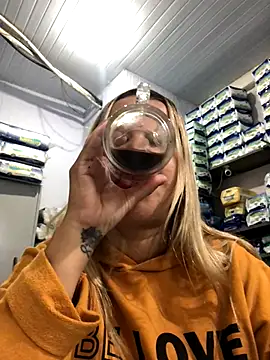 imoly99 online show from October 8, 8:57 pm