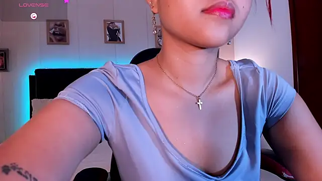 MAYASMITH   online show from July 14, 2:38 am