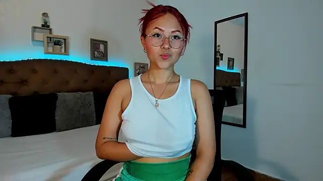 MAYASMITH   online show from June 7, 6:31 am
