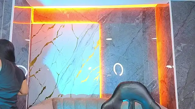 Victoria b  online show from November 6, 7:53 pm