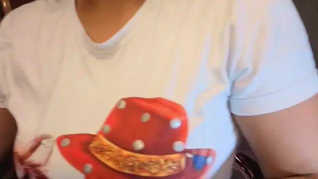 Victoria b  online show from November 1, 8:13 pm