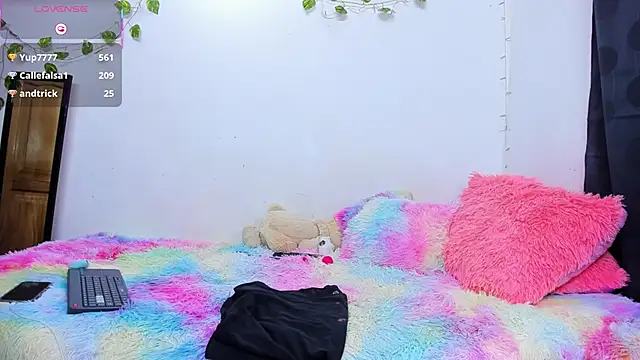 freyja rouse online show from November 27, 12:24 am