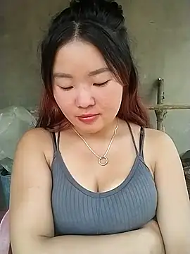 lylylove online show from July 15, 10:42 am
