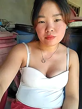 lylylove online show from July 4, 3:46 am