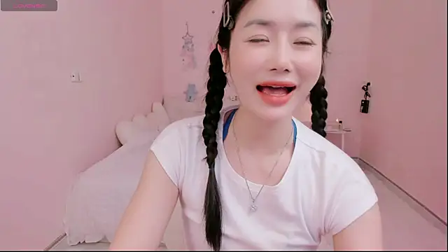 Snapshot of strawberry-ni chatting on September 19, 4:55 am strawberry-ni online show from September 19, 4:55 am