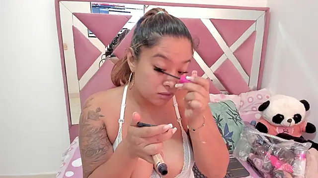 bellalumi online show from February 20, 7:32 am