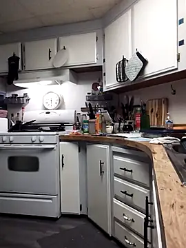 Bored Grandma online show from November 14, 7:19 am