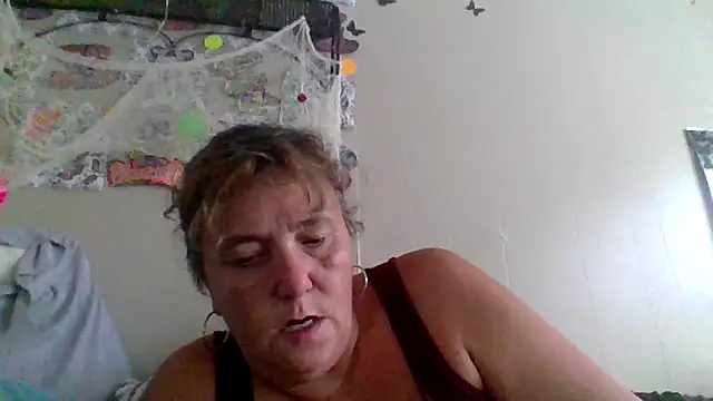 Snapshot of Bored_Grandma chatting on September 19, 7:02 pm Bored Grandma online show from September 19, 7:02 pm