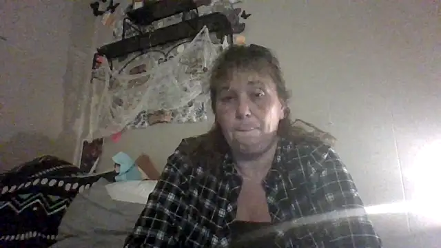 Snapshot of Bored_Grandma chatting on September 24, 7:40 am Bored Grandma online show from September 24, 7:40 am