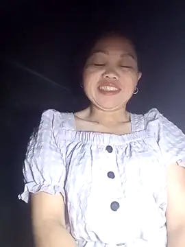 Snapshot of _YooY_ chatting on October 6, 9:52 pm YooY online show from October 6, 9:52 pm