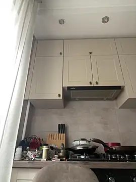 AliceCurlyX online show from March 6, 11:05 am