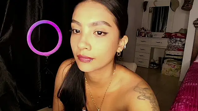Snapshot of mia_yireth chatting on September 12, 12:55 am mia yireth online show from September 12, 12:55 am