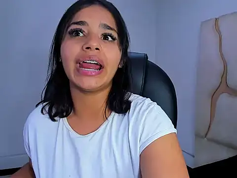 ScarletDoll online show from November 29, 8:51 am