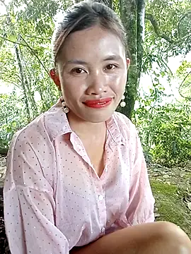 Snapshot of rubi_bae chatting on October 5, 9:03 am rubi bae online show from October 5, 9:03 am