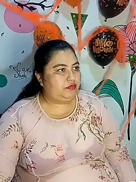 curvy diva  online show from October 30, 1:56 pm