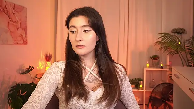 MayShawty online show from June 24, 1:43 pm