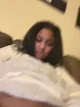 StylishEchium online show from March 3, 4:51 am