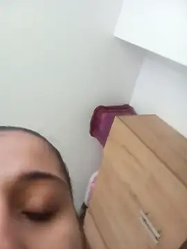 Alisson Morgann online show from November 21, 1:24 pm