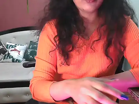 shaalu sharma online show from January 5, 6:11 pm