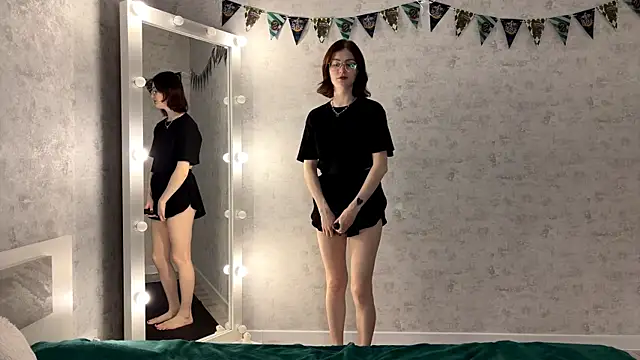 FakeLamb online show from July 29, 9:37 pm