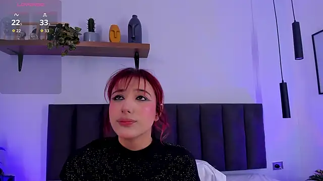 Cristalfoxy  online show from June 29, 8:52 pm