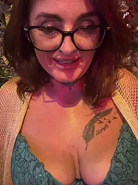Snapshot of IrishmilfAnna chatting on September 27, 9:00 pm IrishmilfAnna online show from September 27, 9:00 pm