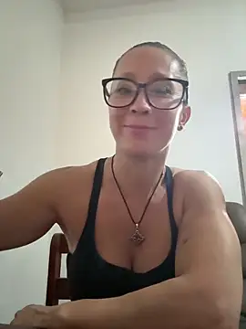 cataladiabla93 online show from November 27, 7:50 pm