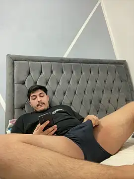 mixedcouplee69 online show from April 5, 8:08 pm