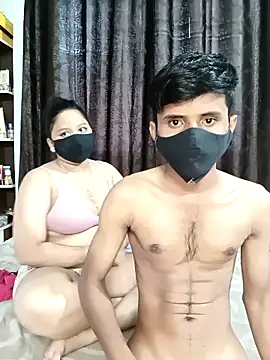 Beautiful couple 70 online show from October 19, 12:07 pm