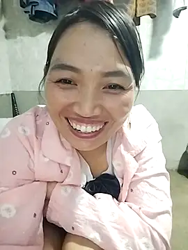 Snapshot of susu-00 chatting on October 7, 10:08 am susu-00 online show from October 7, 10:08 am