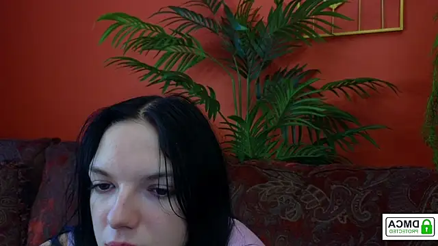 Snapshot of Hey_Caroline chatting on September 21, 3:43 pm Hey Caroline online show from September 21, 3:43 pm