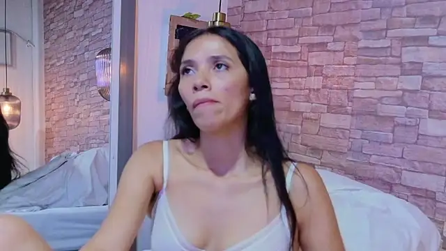 Martina thompson69 online show from February 10, 4:21 pm