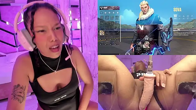 NovaLyn online show from November 22, 9:50 pm