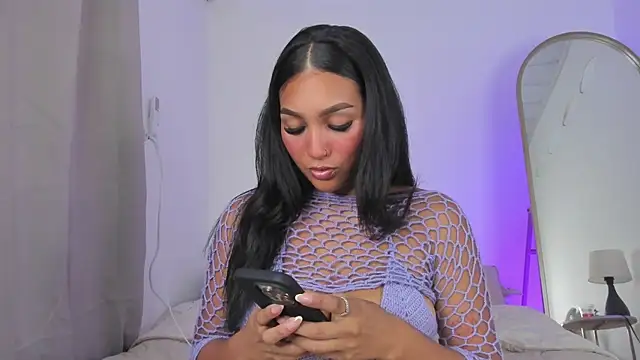 elzafuentes1 online show from November 4, 8:14 pm