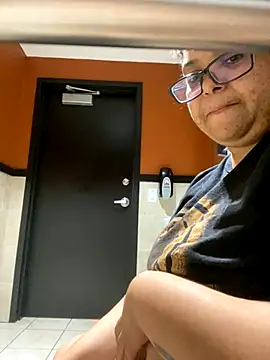 Snapshot of wishuhope4 chatting on October 13, 7:16 pm wishuhope4 online show from October 13, 7:16 pm