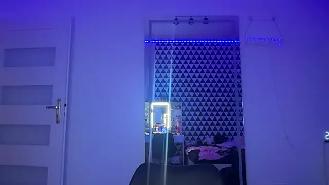 FluffySlutt online show from May 21, 6:39 pm
