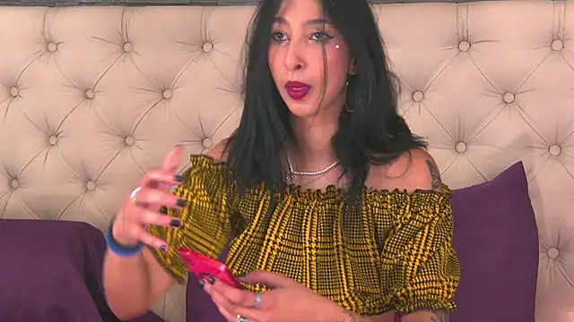 VannyFoxx online show from August 1, 12:07 pm