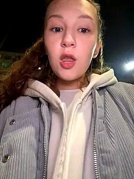 FroggyAnna online show from November 6, 5:19 pm