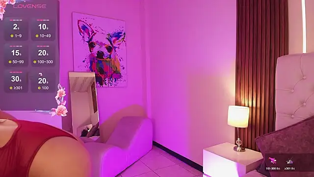 IrisLaurent online show from February 17, 8:19 pm