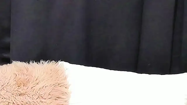 Isbettyche online show from May 1, 5:32 am