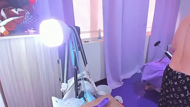 Luna Analya online show from February 12, 5:14 pm