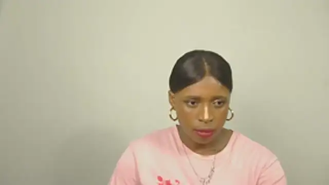 Mandy3ndlovu4 online show from May 8, 1:58 pm