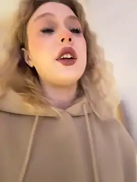 CaitlinSugar online show from December 16, 5:02 am