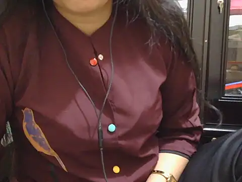 Snapshot of fairy_queen07 chatting on October 9, 8:13 pm fairy queen07 online show from October 9, 8:13 pm
