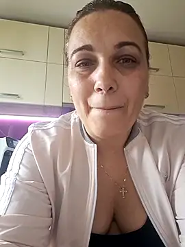 Snapshot of PalomaDesireee chatting on October 9, 8:18 am PalomaDesireee online show from October 9, 8:18 am