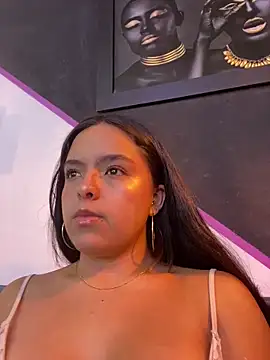 Snapshot of EmilyHarperr chatting on September 10, 1:44 pm EmilyHarperr online show from September 10, 1:44 pm