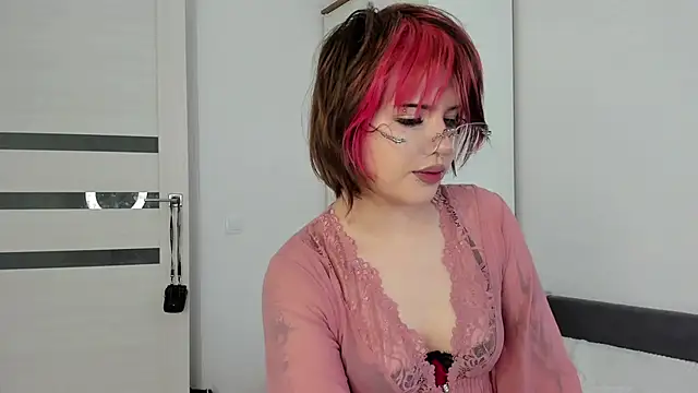 VerniceEngelking online show from June 18, 6:37 am